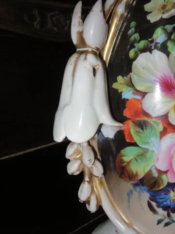 Vaas En Porcelaine, époque 19 ème.