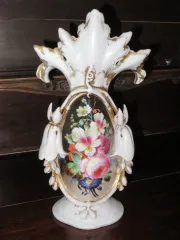 Vase En Porcelaine, époque 19 ème.