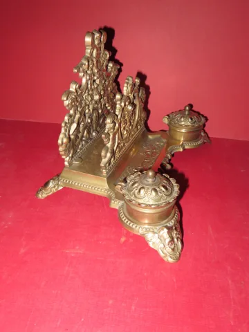 Encrier, Bronze, époque 19ème Avec Motifs d'Anges.