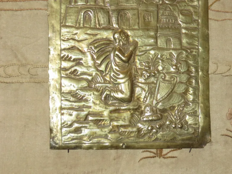 Paire De Cuivres avec Anges et personnages, époque 17 ème.