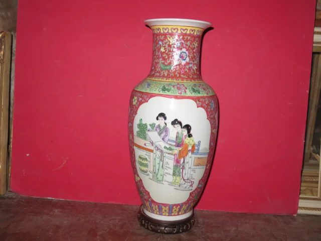 CHINESE VAAS.