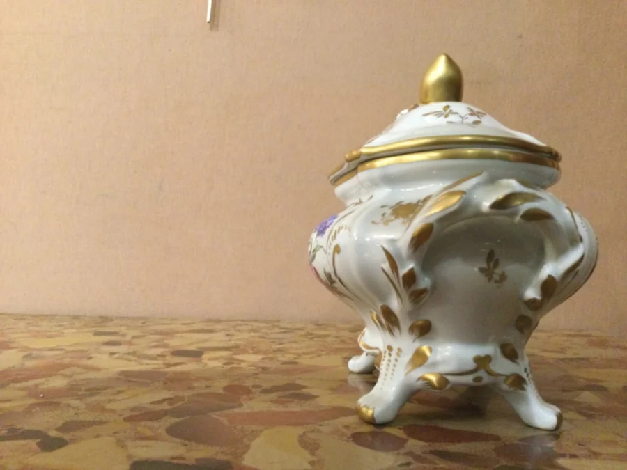 PETITE PETITE SOUPIÈRE Louis XV
