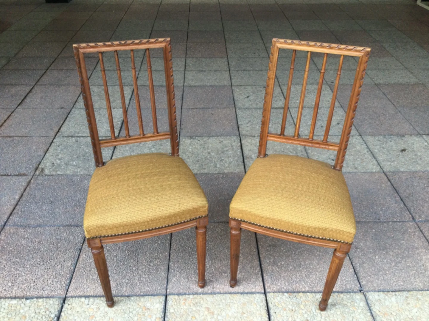 PAIR OF LOUIS XVI STYLE CHAIRS IN WALNUT