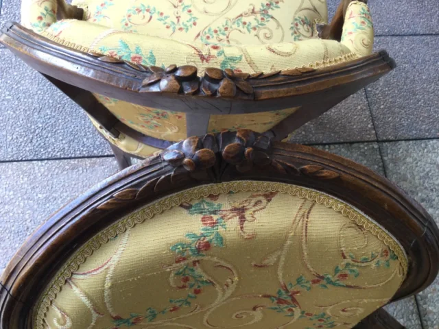 Paire de fauteuils  Louis XV du XVIIIe siècle