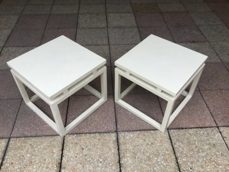 De table basse formant bout de canapé ou table basse