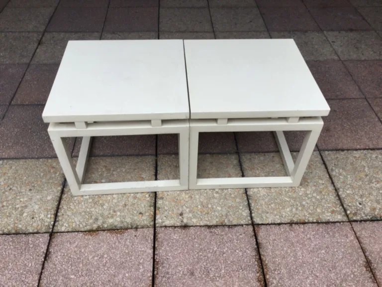 De table basse formant bout de canapé ou table basse
