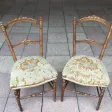 Deux chaises de style Louis XVI
