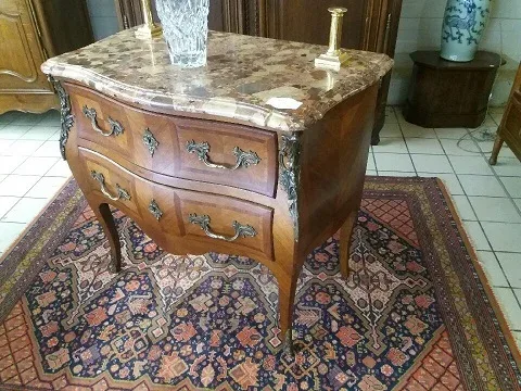 LOUIS XV STYLE CHEST OF DRAWERS
