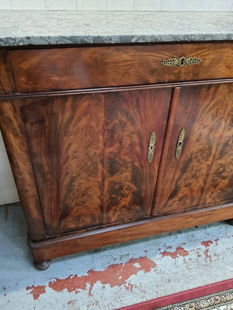 FRANZÖSISCHES RESTAURATION-ZEITRAUM-BUFFET