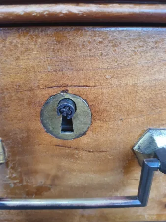 Commode Louis XVI époque fin XVIII en merisier