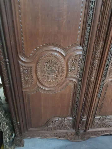 Armoire normande en chêne