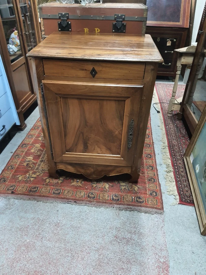 WALNUT CUPBOARD