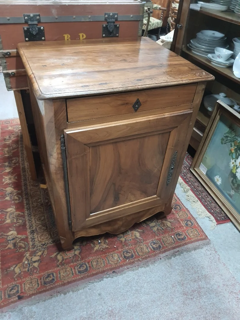 WALNUT CUPBOARD