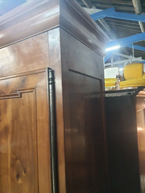 Armoire en merisier