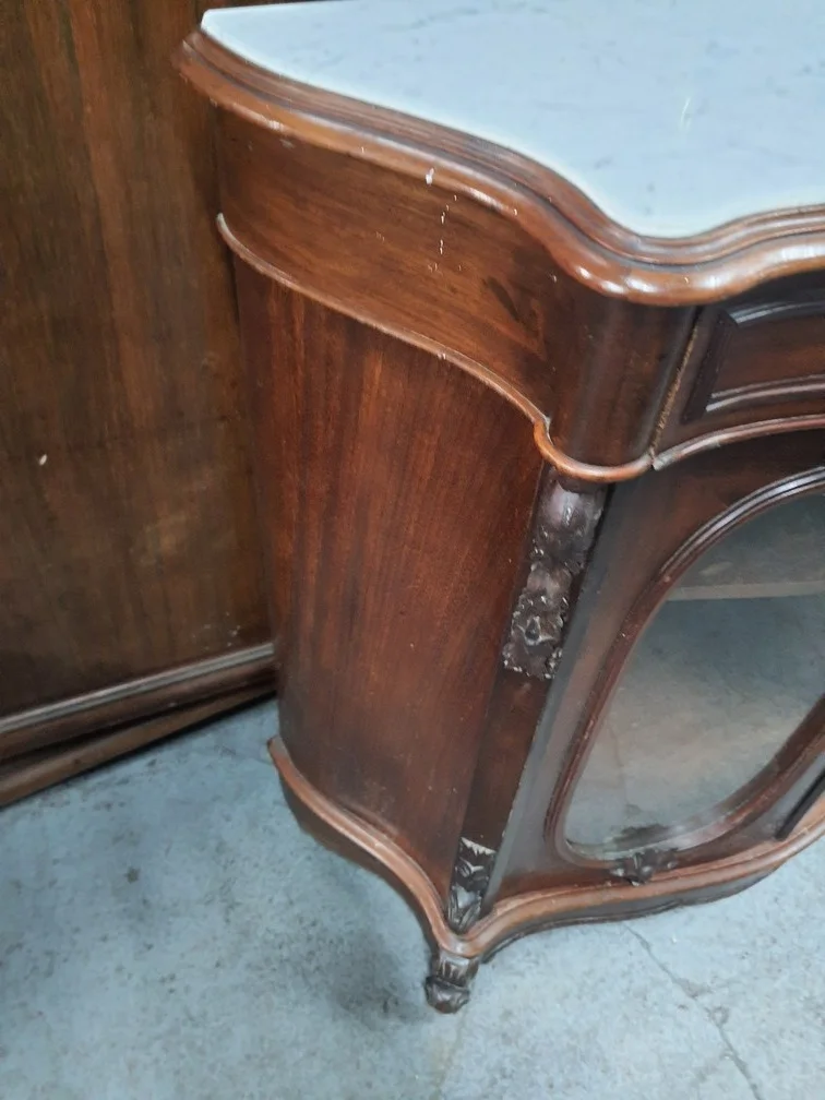 Vitrine en acajou