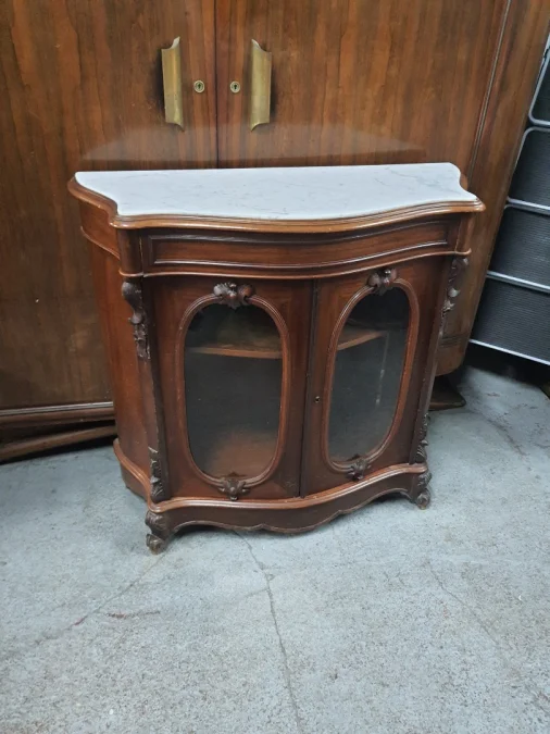 Vitrine en acajou