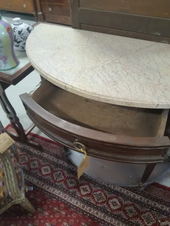 Console dessus marbre