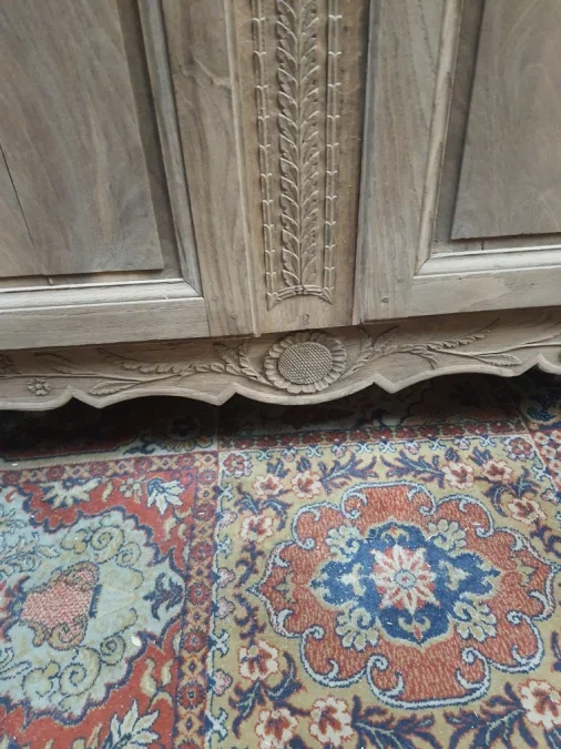 Armoire normande décapée