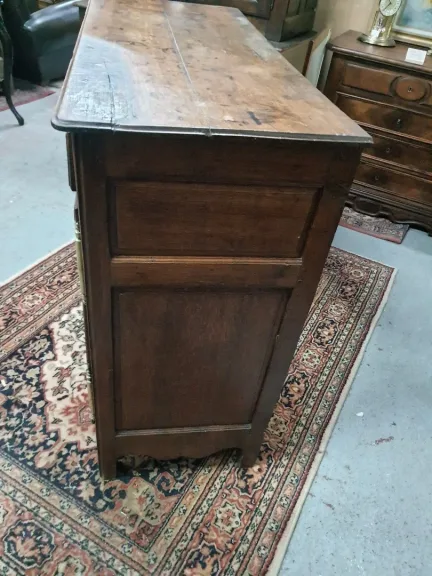 Buffet normand en chêne