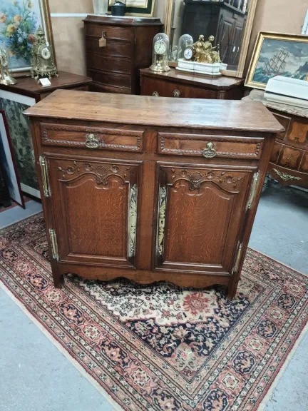 Buffet normand en chêne