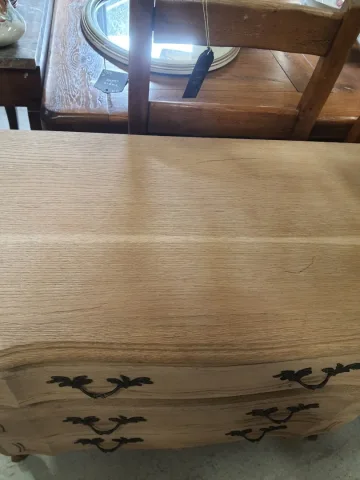 Commode en chêne décapée