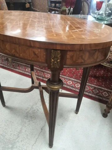 LOUIS XVI STYLE TABLE