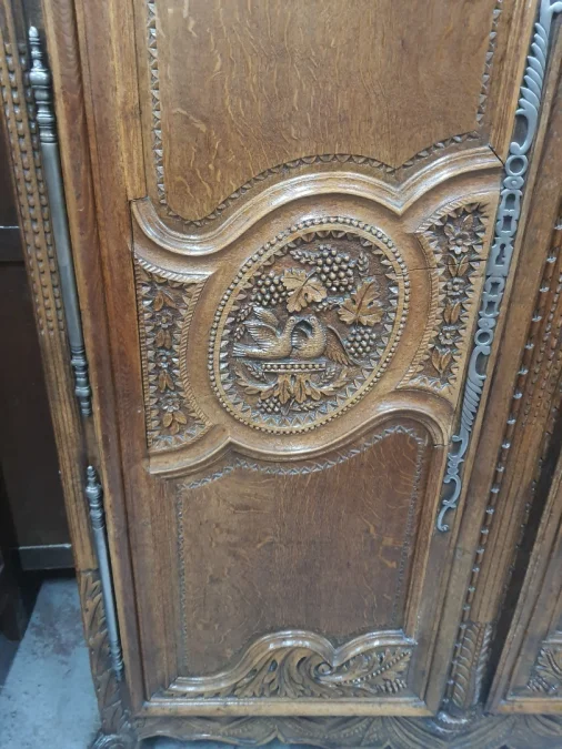 НОРМАНДСКИЙ ШКАФ