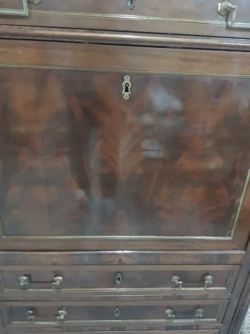 Secrétaire de style Louis XVI