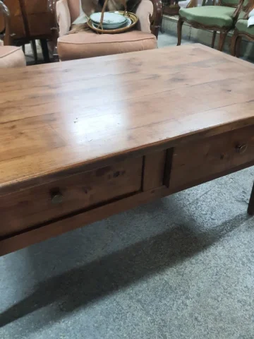 Table de salon en merisier