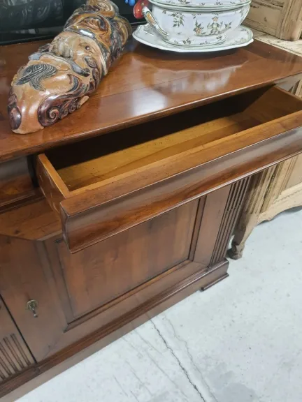 Buffet 2 portes en merisier