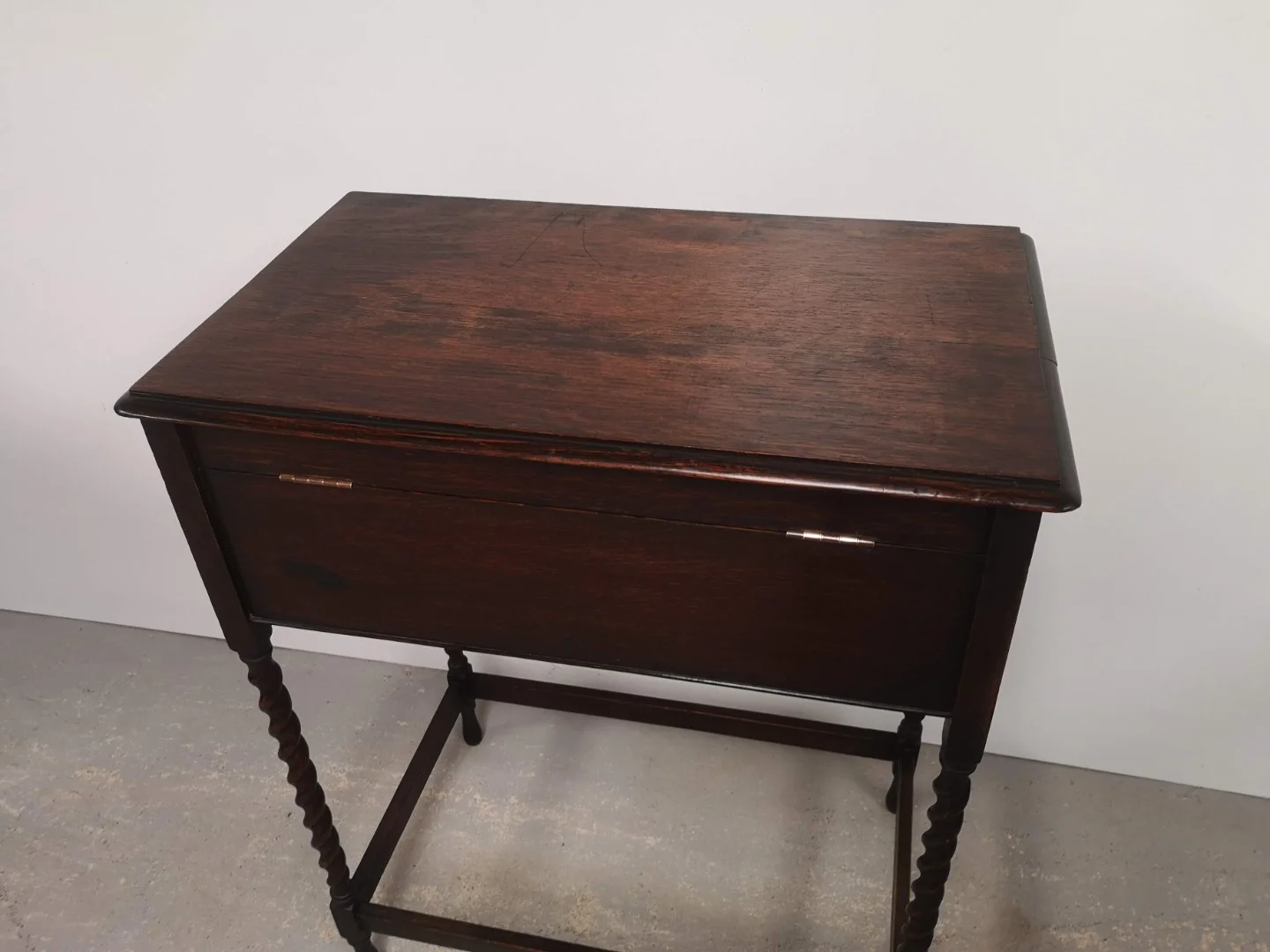 Ecritoire chêne ancien