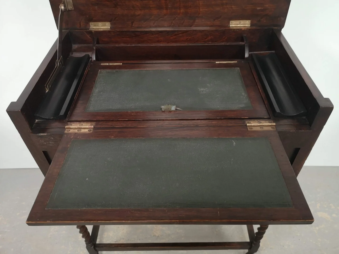 Ecritoire chêne ancien