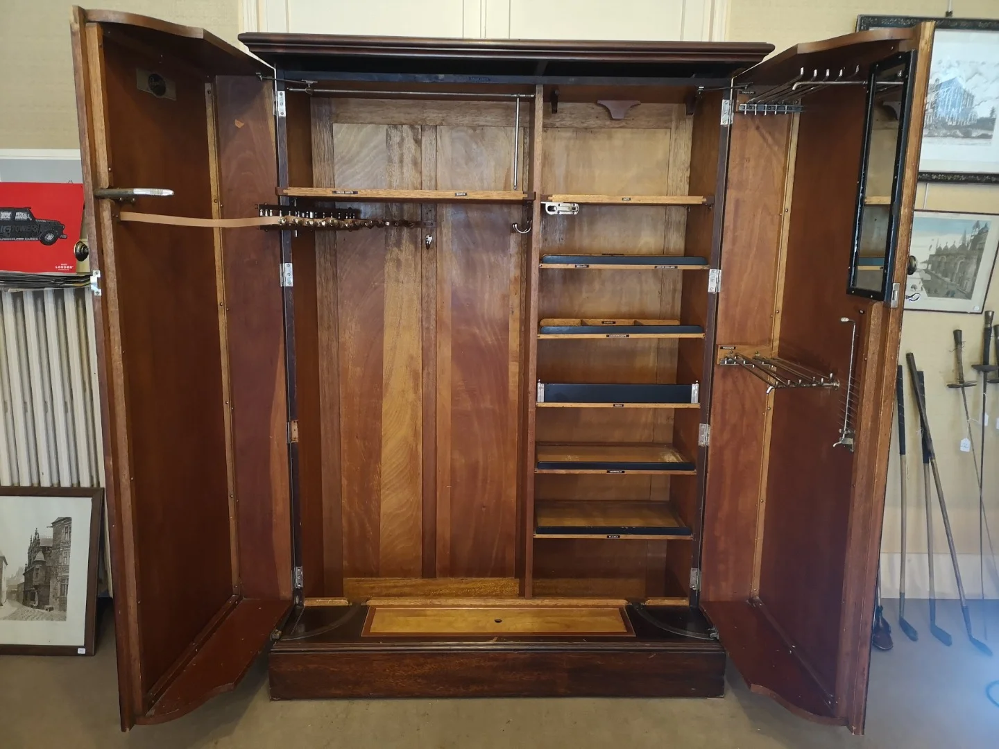 Armoire anglaise Compactom