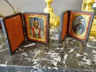 PAAR MINIATUREN OP IVOOR