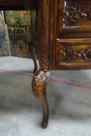 Grand bureau plat de style provencal