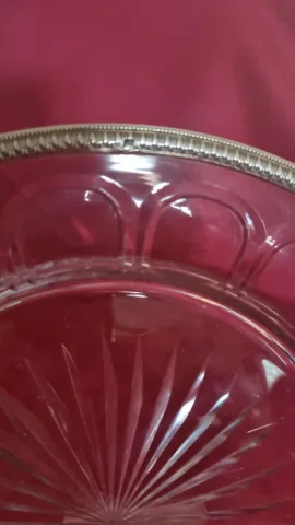 Assiette en cristal taillé et argent fin XIXème
