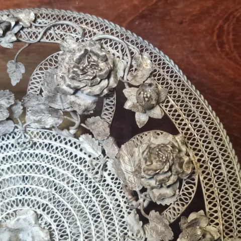 Corbeille en forme de panier en argent ciselé et filigrané fin XIXème