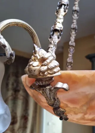 Lustre en albâtre et bronze début XXème