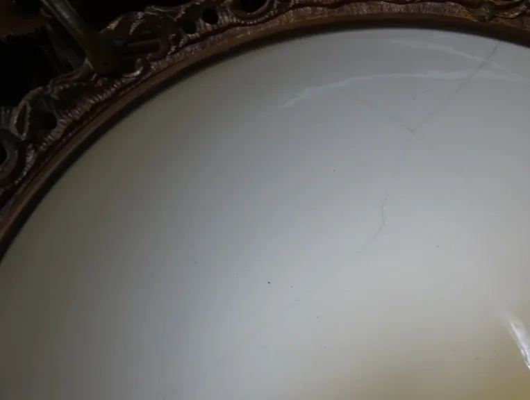 Petit lustre XIXème en bronze orné d'une coupe en Canton
