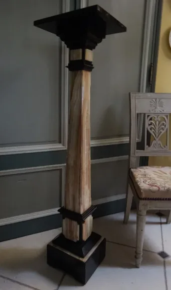 Colonne de marbre noir et onyx d'époque XIXème