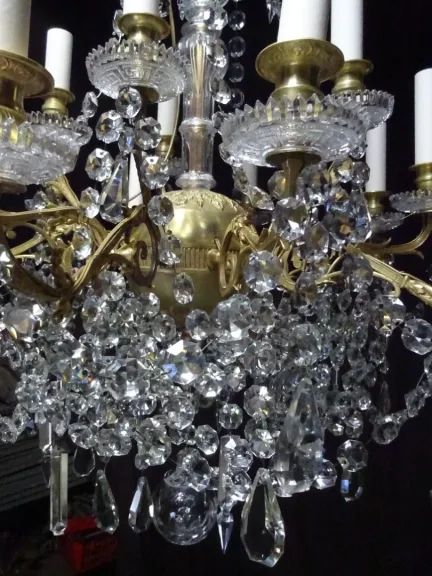 Lustre bronze et cristal 15 lumières milieu XIXème