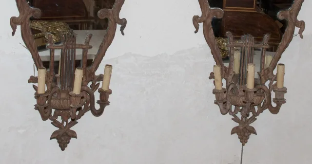 PAIR OF ITALIAN WALL LIGHTS