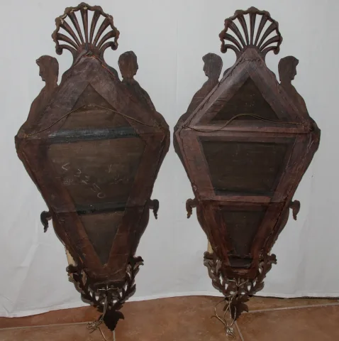 PAIR OF ITALIAN WALL LIGHTS