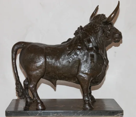 BRONZE BULL SIGNED M. BENLLIURE Y GIL