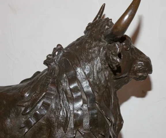 BRONZE BULL SIGNED M. BENLLIURE Y GIL