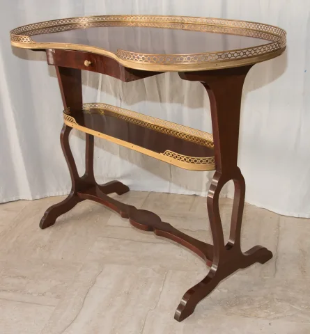 LOUIS XVI STYLE KIDNEY SHAPE TABLE