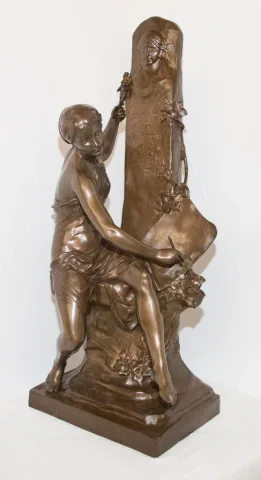 BRONZE SCULPTURE SIGNED E. PICAULT