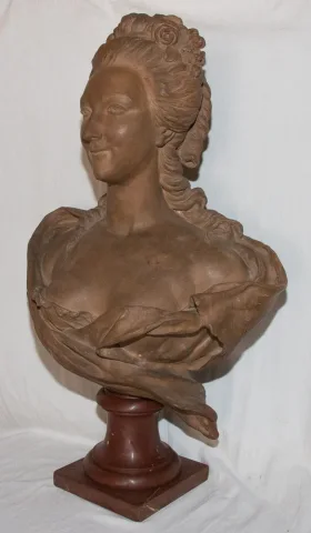 Buste en terre cuite Marie Antoinette B FEINBERG fin XIXe