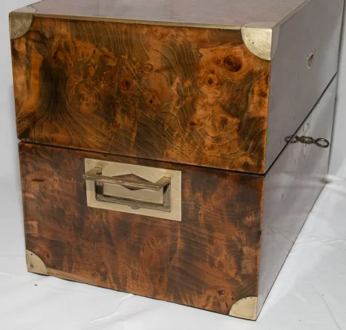 CAJA DECANTER MILITAR