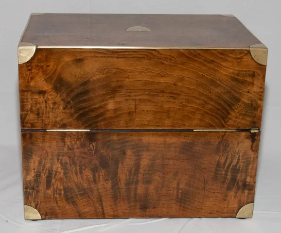 CAJA DECANTER MILITAR